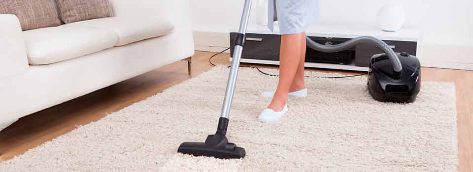 House Cleaning Service : Admiral Cleaning and Maintenance, Inc.